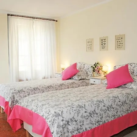 Adelaide Bed & Breakfast Como