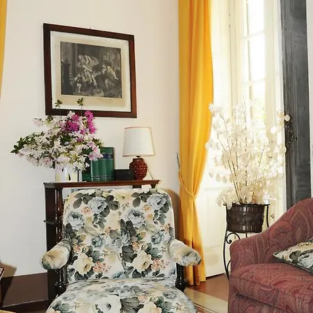 Adelaide Bed & Breakfast *